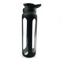 Tragbare 700ml Bpa Free Protein Shaker Wasserflasche aus Borosilikatglas mit Silikonhülle